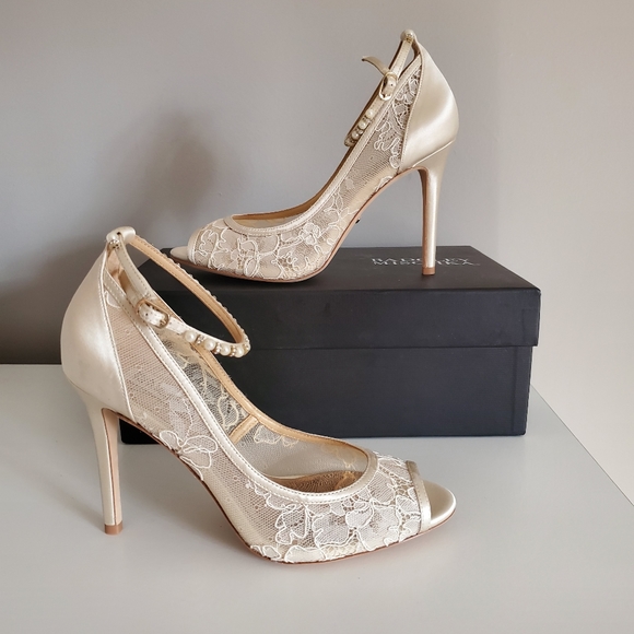 Badgley Mischka Shoes - Badgley Mischka Lesley heels NIB